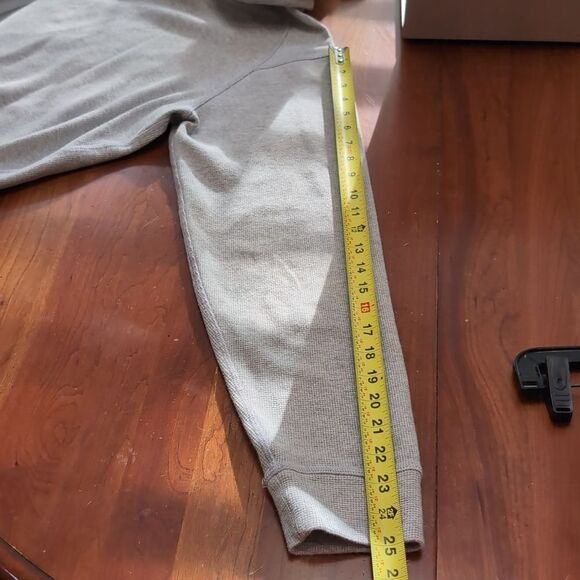 Public Rec Gray Waffle Thermal Knit Long Sleeve Hooded Shirt Sz X… - Picture 8 of 10